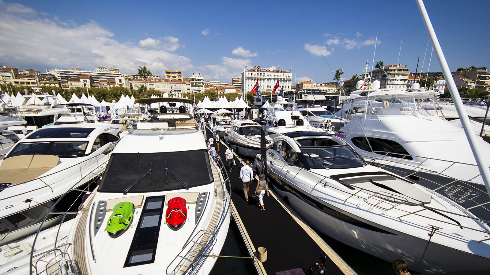 Cannes Boat Show Galeon