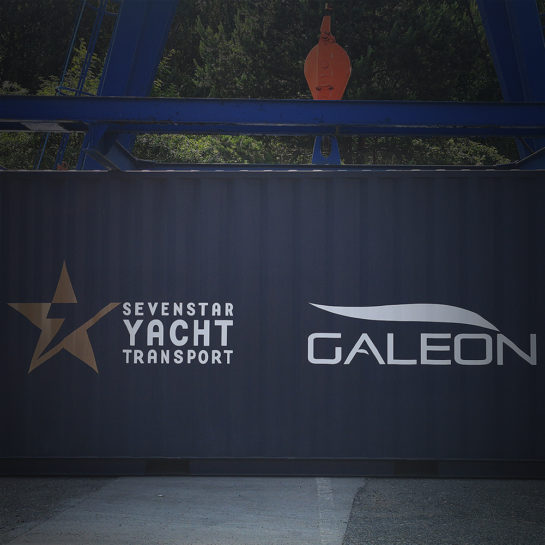 Prezent od Sevenstar Yacht Transport